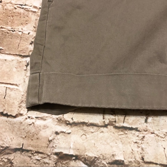 The Limited Outback Red Khaki Shorts - Picture 6 of 8